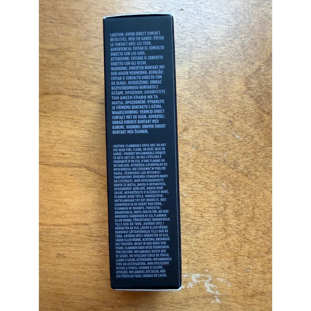 Laura Mercier Real Flawless Weightless Perfecting Foundation 1W1 Cashmere 1oz